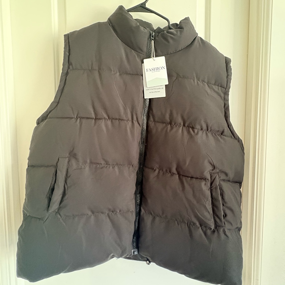 Black Puffer Vest - Sleeveless Quilted Jacket